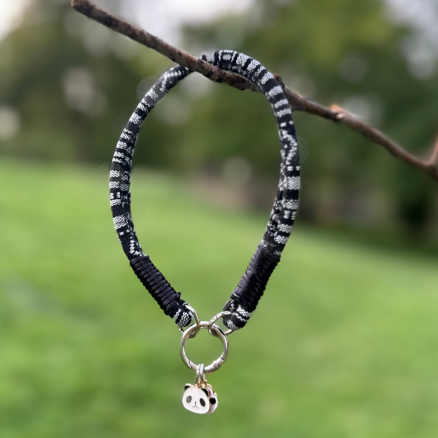 Siyah Köpek Kolyesi