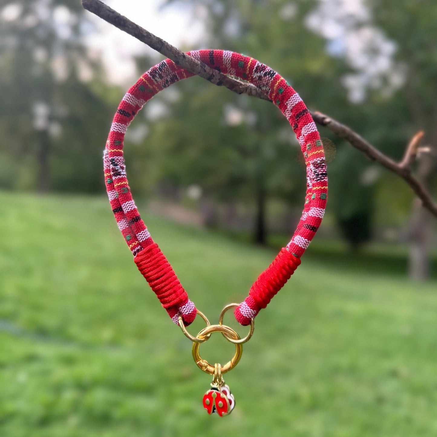 Kırmızı Kedi Kolyesi