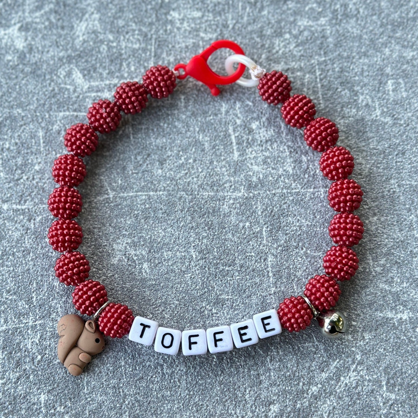 Kırmızı Böğürtlen Köpek Kolyesi