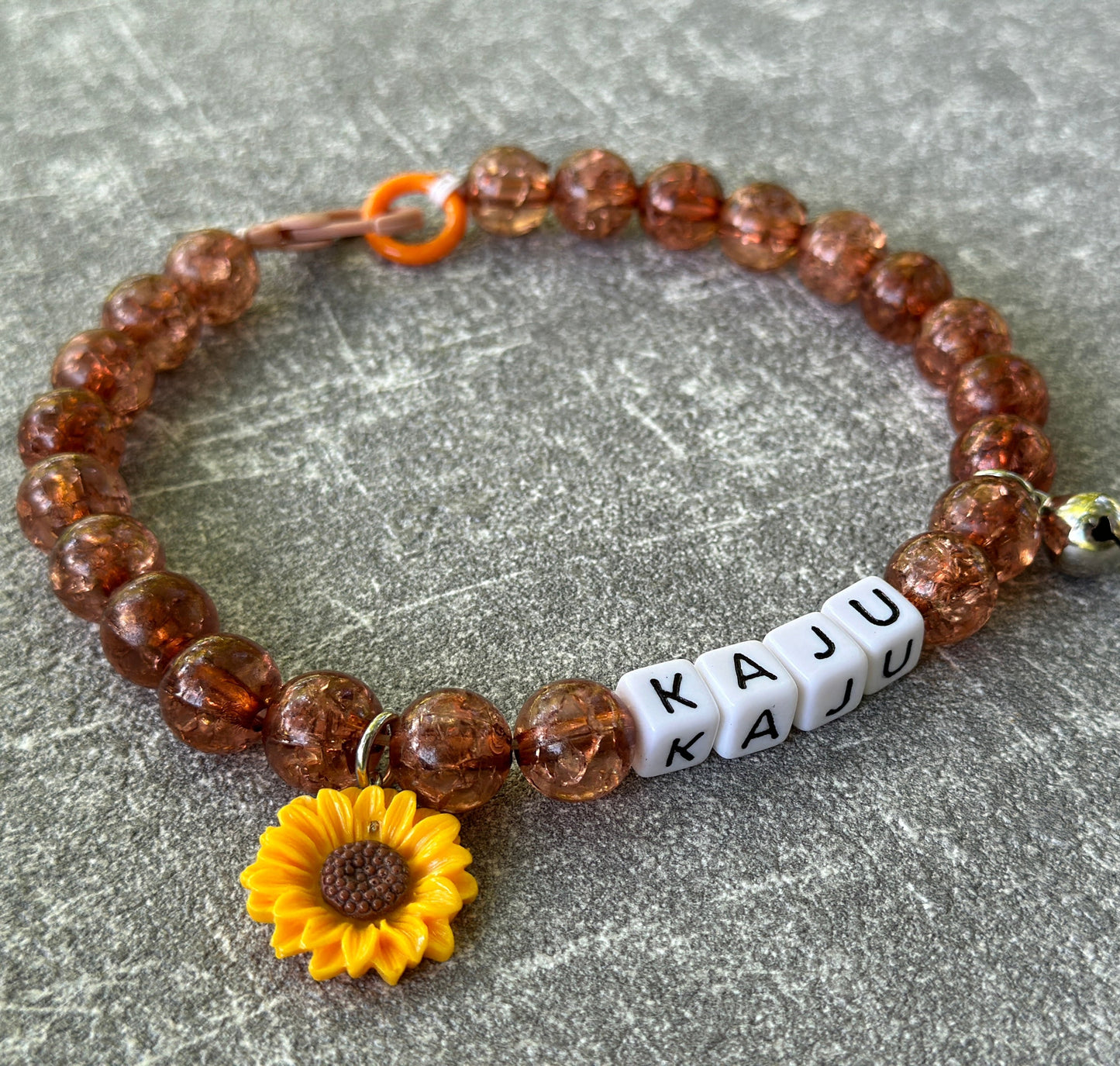 Kahverengi Köpek Kolyesi