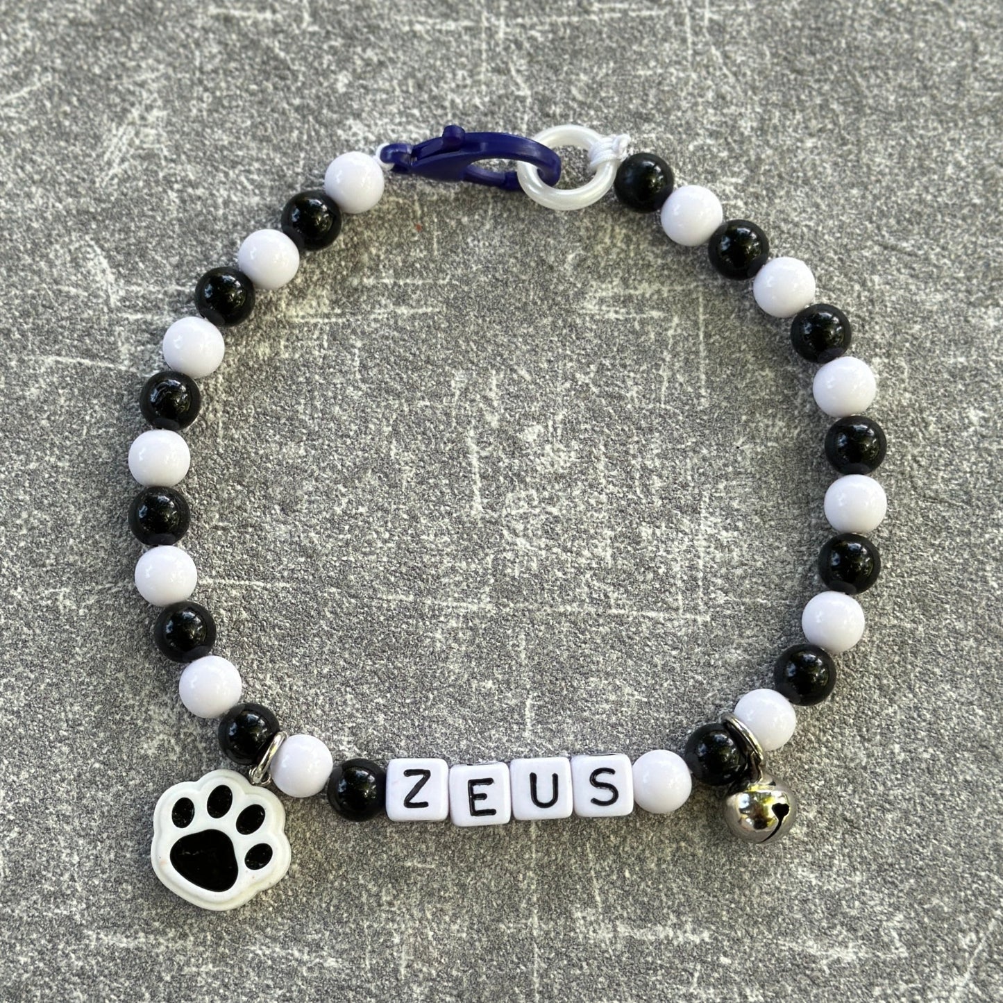 Siyah Beyaz Köpek Kolyesi