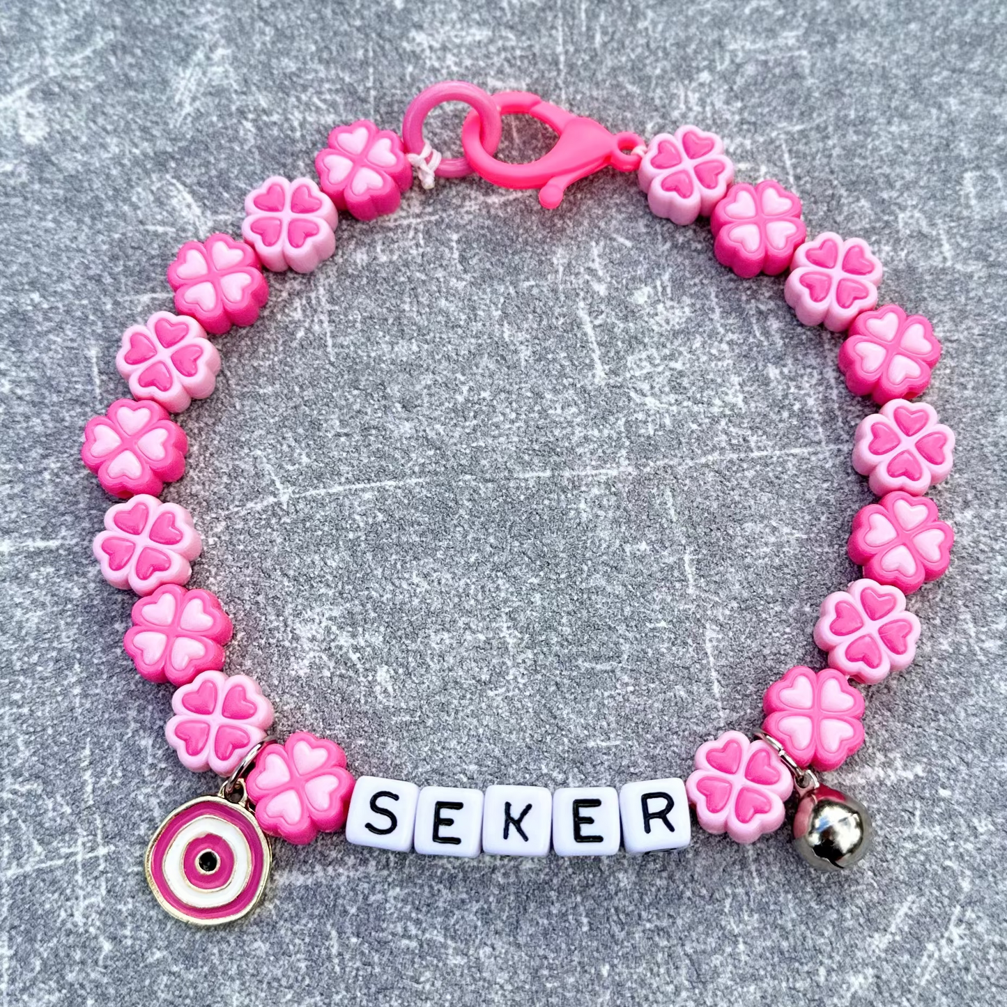 Pembe Lucky Köpek Kolyesi