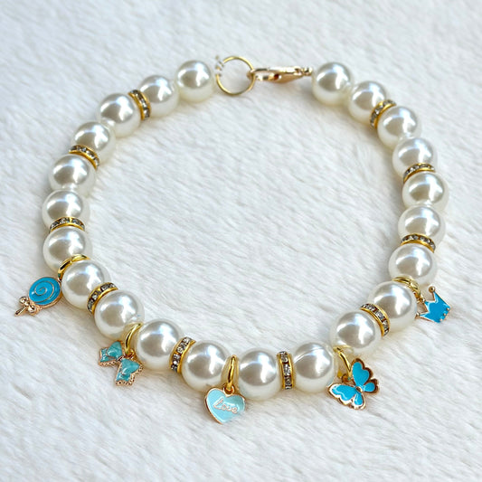 Beş Charmlı Büyük İncili Kolye 2