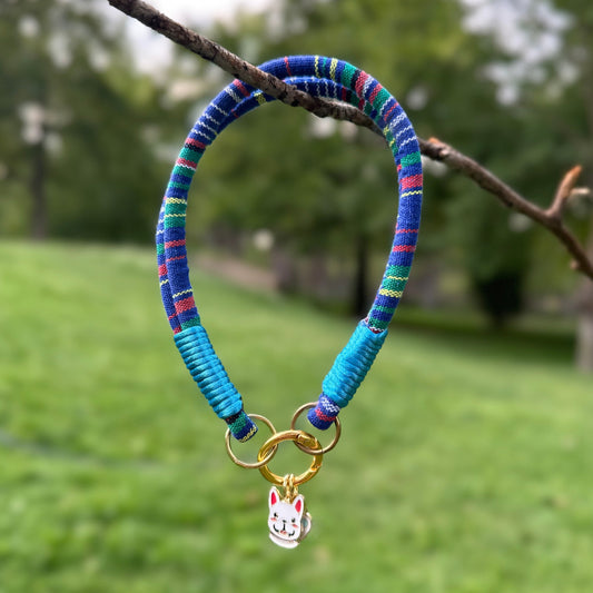 Saks Mavisi Kedi Kolyesi