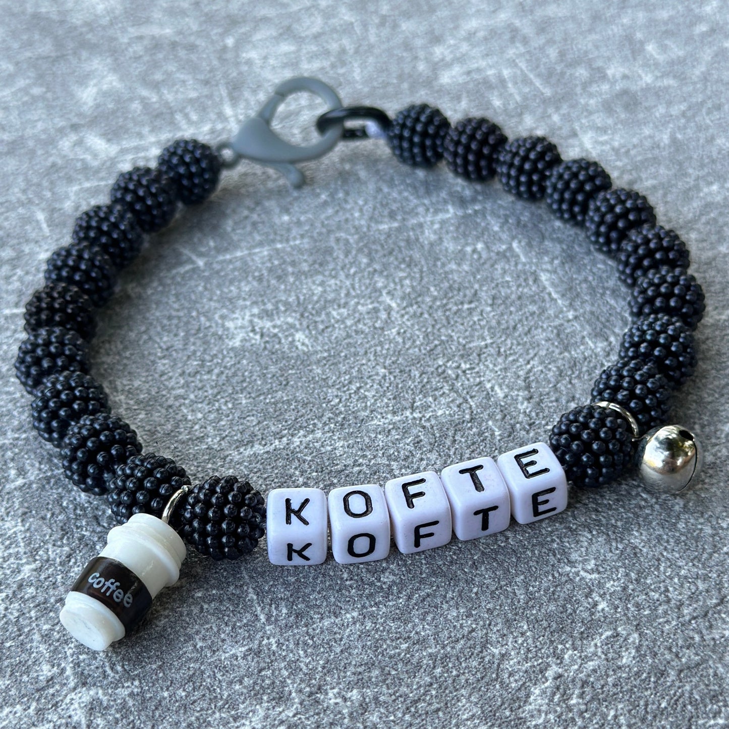 Siyah Böğürtlen Köpek Kolyesi