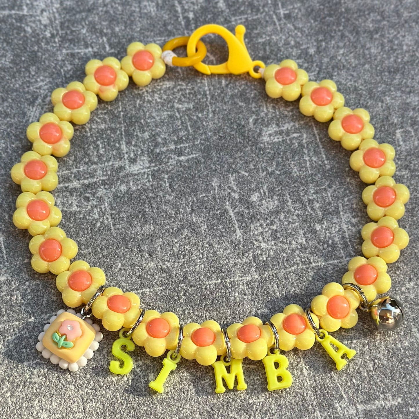 Daisy Köpek Kolyesi 14