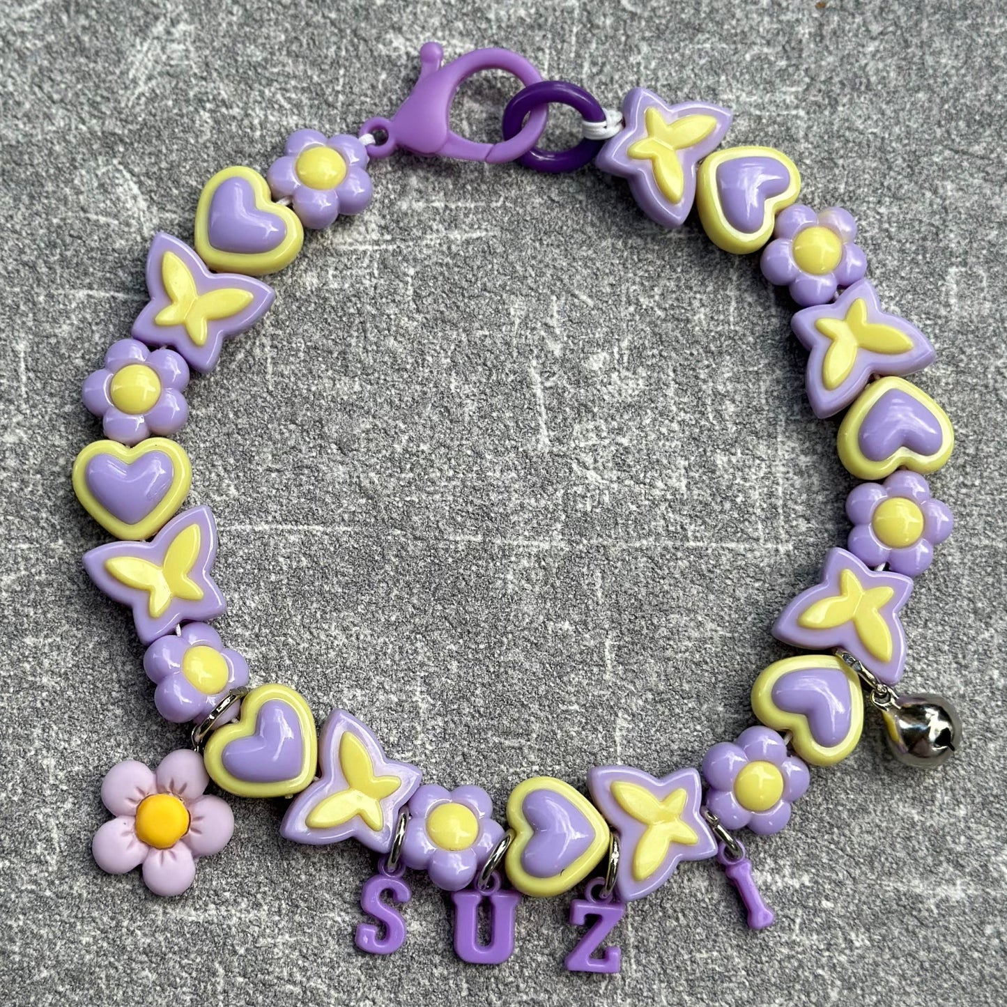 Mor Sarı Köpek Kolyesi 2