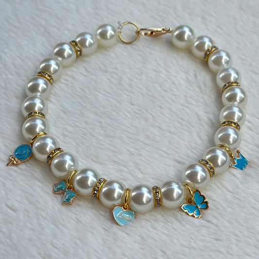 Beş Charmlı Büyük İncili Kolye 2